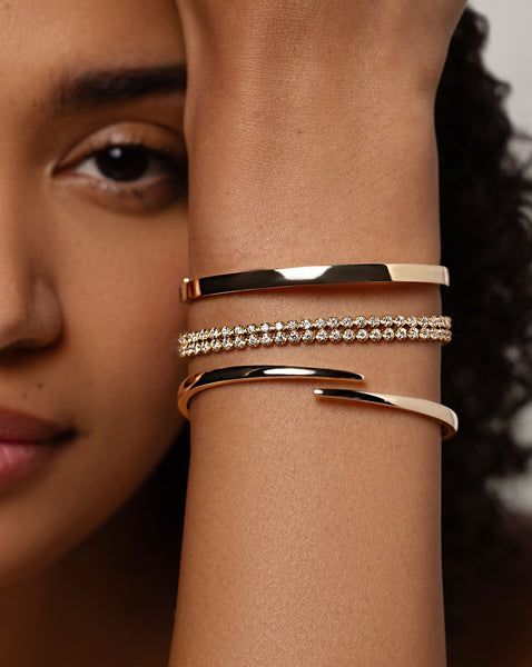 Gold bangle