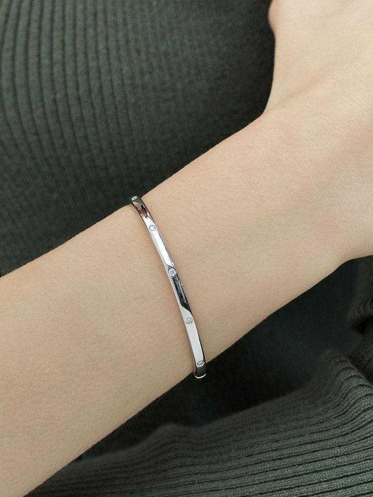 silver necklace